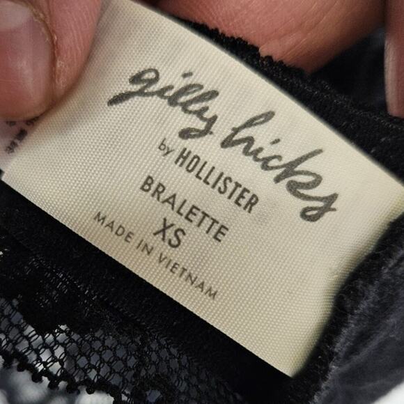 Hollister Gilly Hicks Womens Size Extra Small Black Lace Halter Bralette - Picture 3 of 3